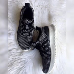 Womens Adidas Cloudfoam Ultimate Shoes Size 7